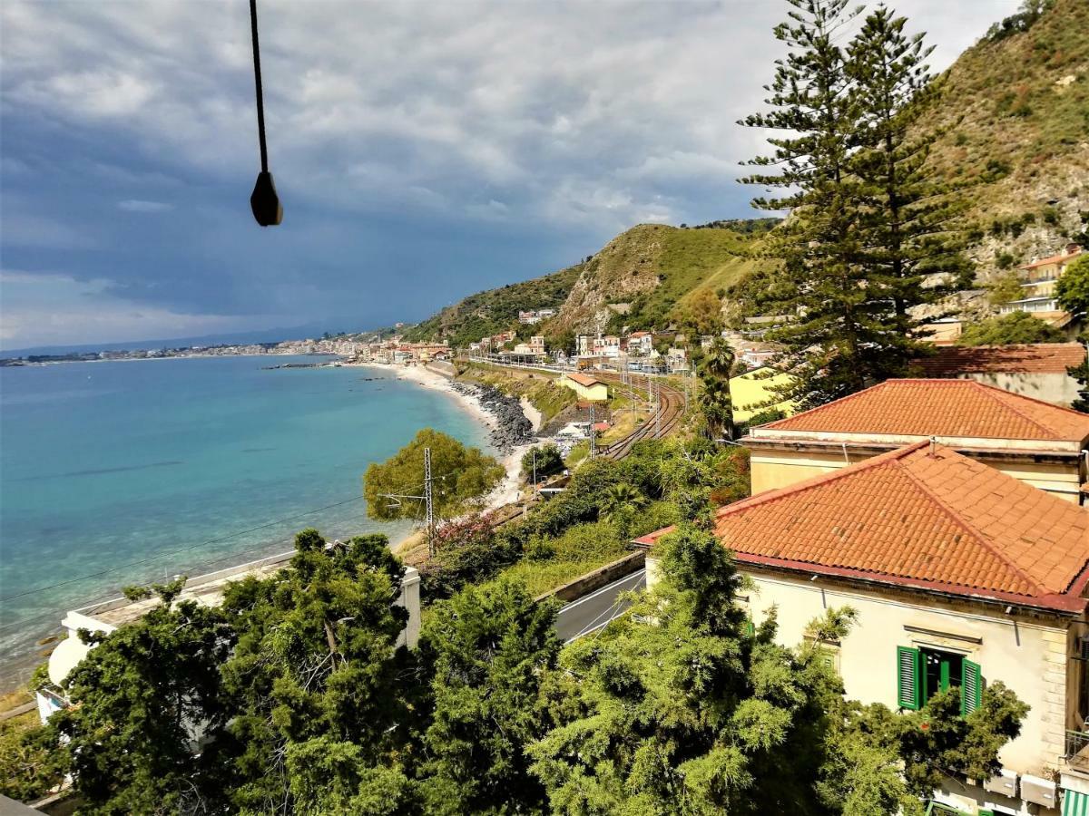 La Baia Dei Delfini Apartment Taormina Exterior photo