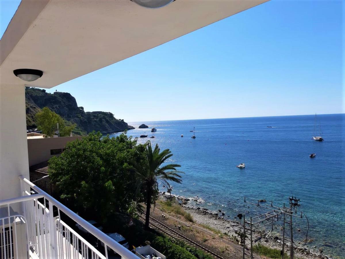 La Baia Dei Delfini Apartment Taormina Exterior photo